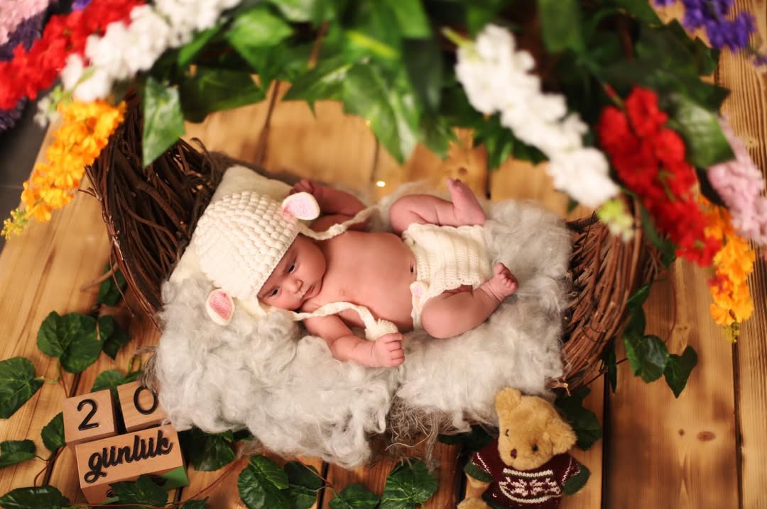 Minik kuzucuk- Yenidoğan Fotoğrafçılığı